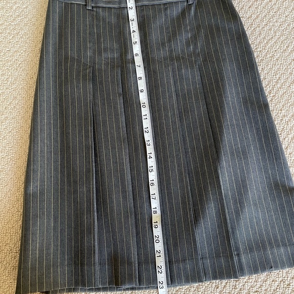 Theory - Picture 4 of 6